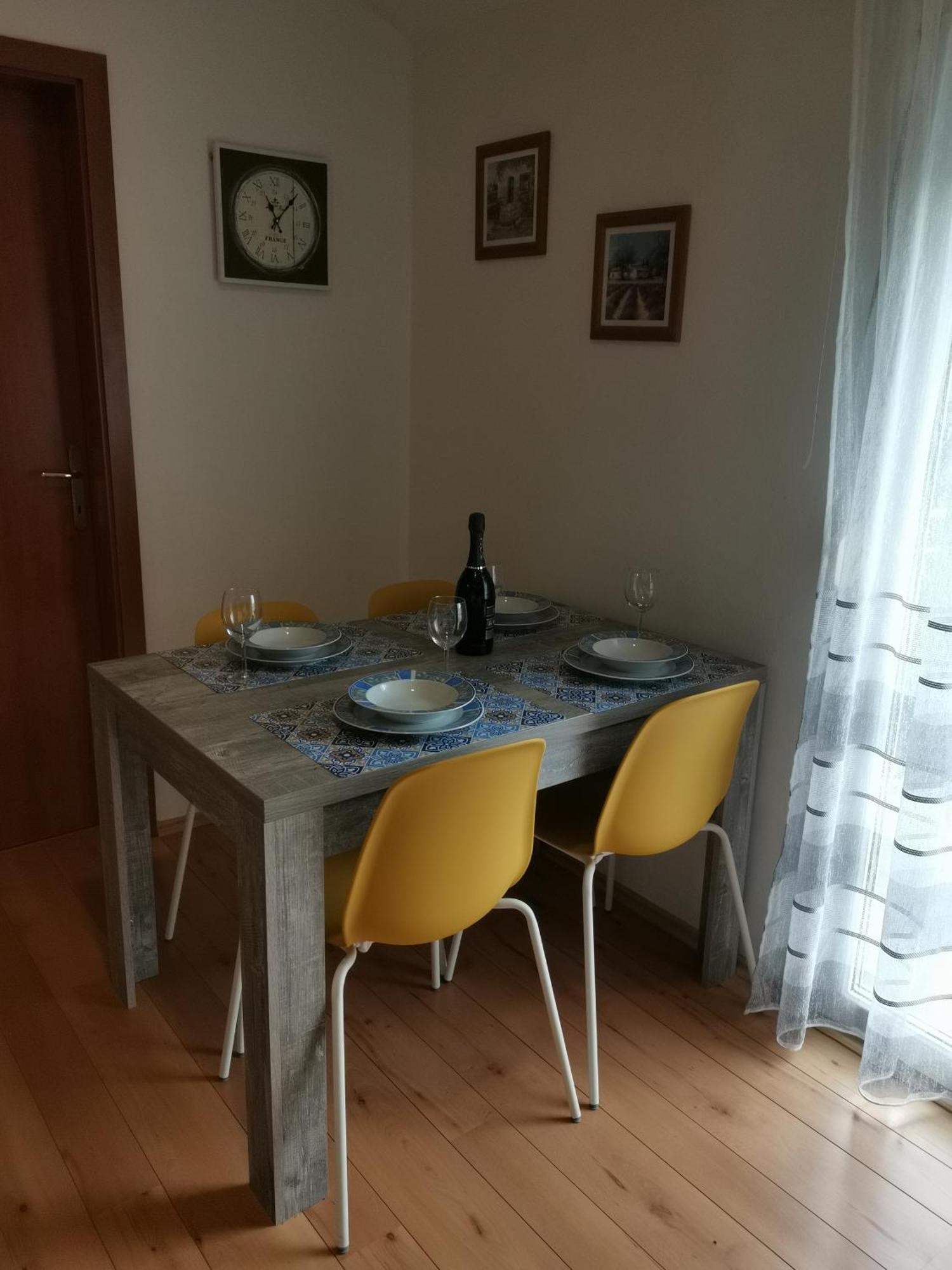 Apartment N&M Omišalj Eksteriør bilde