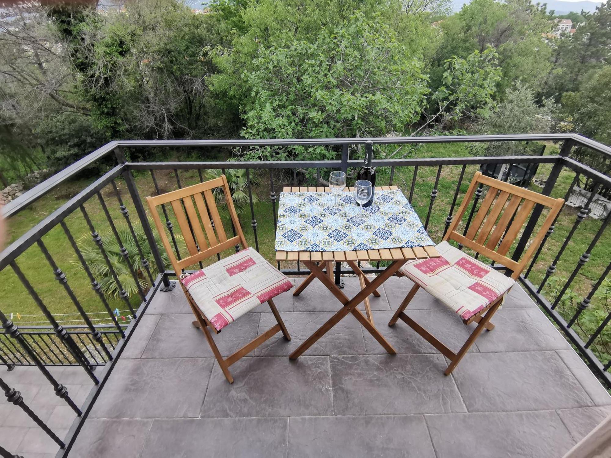 Apartment N&M Omišalj Eksteriør bilde